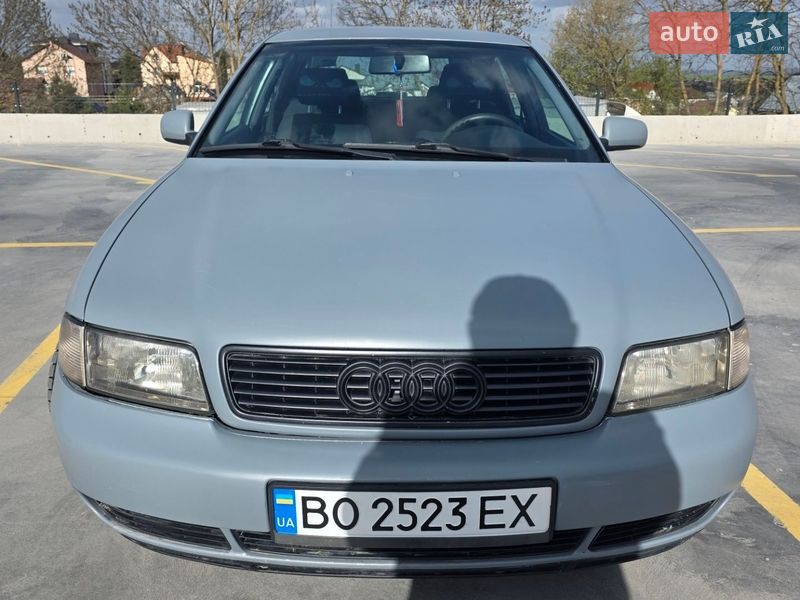 Седан Audi A4 1998 в Тернополе