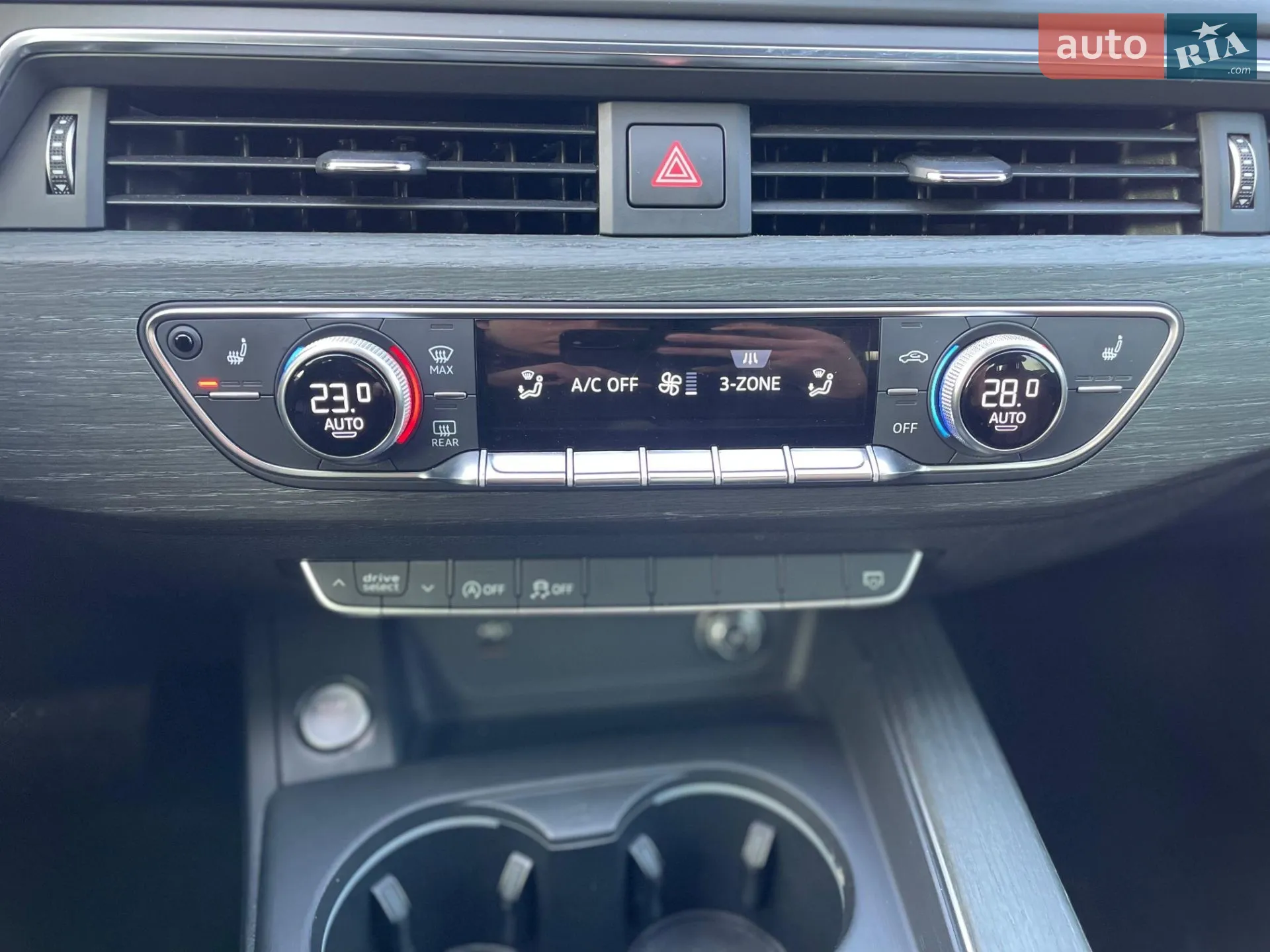 2018 Audi A4 - мініатюра 23
