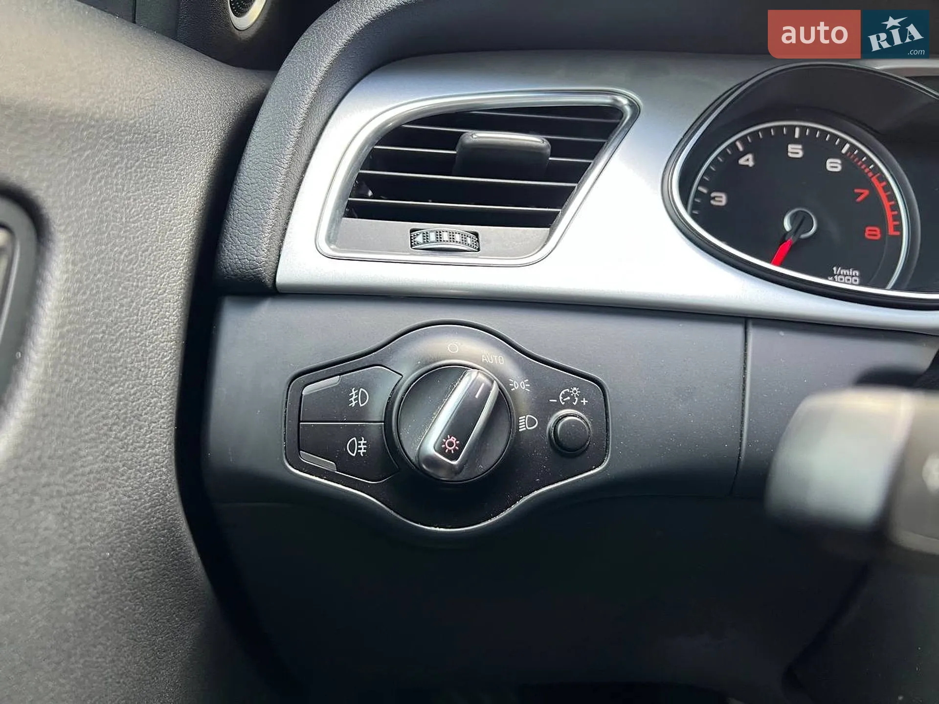 2015 Audi A4 - мініатюра 14