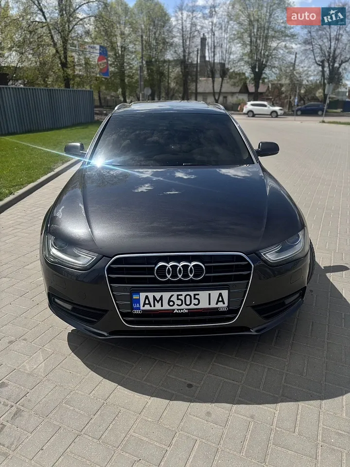 2012 Audi A4 - мініатюра 20