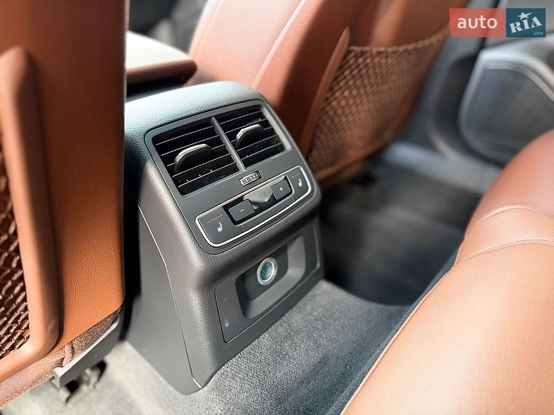 Седан Audi A4 2017 в Києві