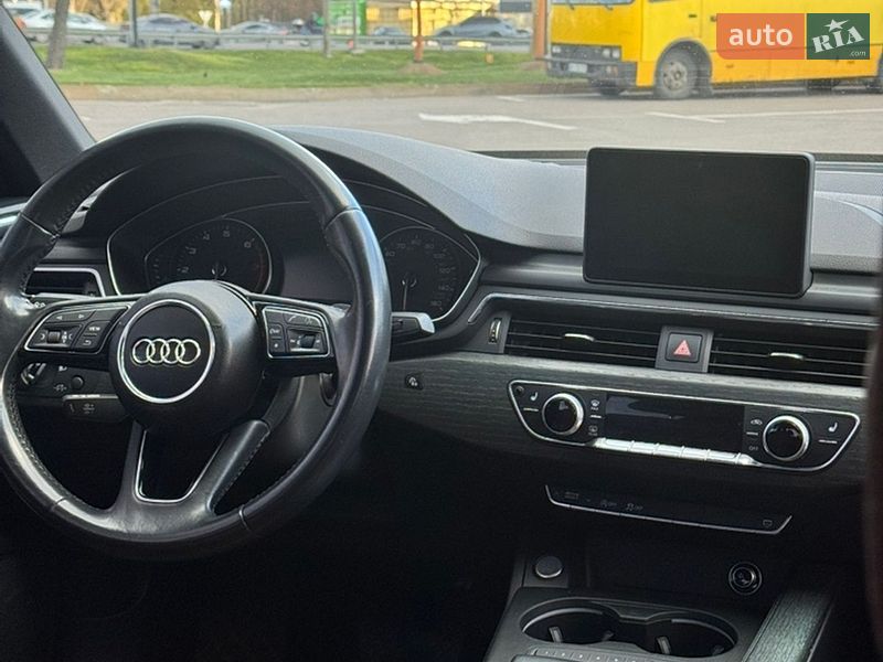 Седан Audi A4 2017 в Києві