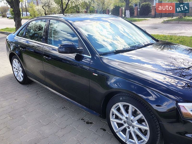 Седан Audi A4 2015 в Сокале