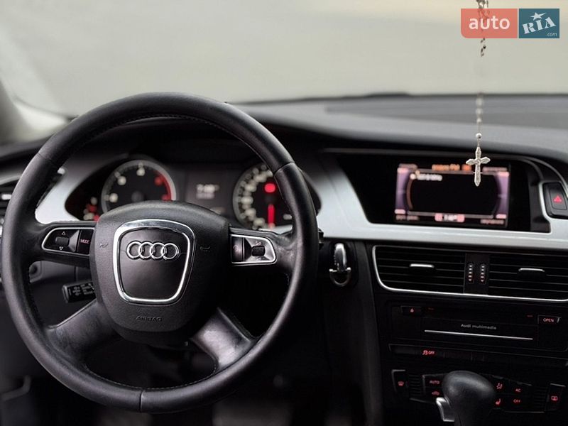 Универсал Audi A4 2011 в Тернополе