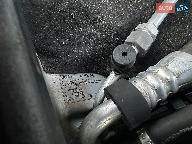 Универсал Audi A4 2005 в Сарнах