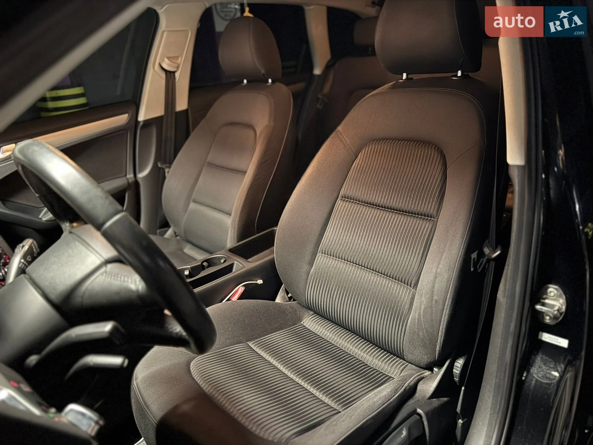 2010 Audi A4 - мініатюра 39