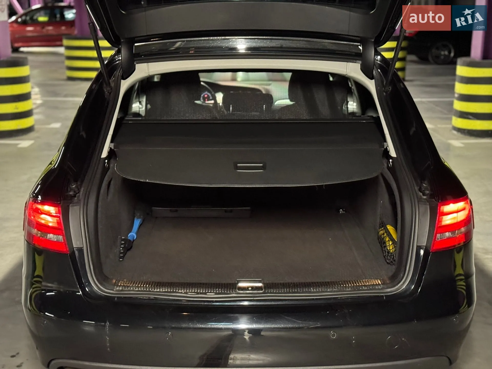 2010 Audi A4 - мініатюра 48