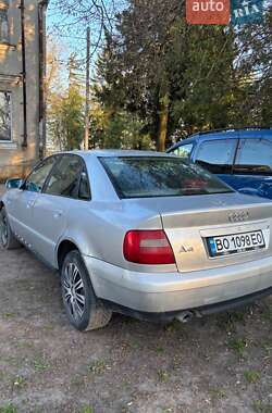 Універсал Audi A4 2000 в Шумську