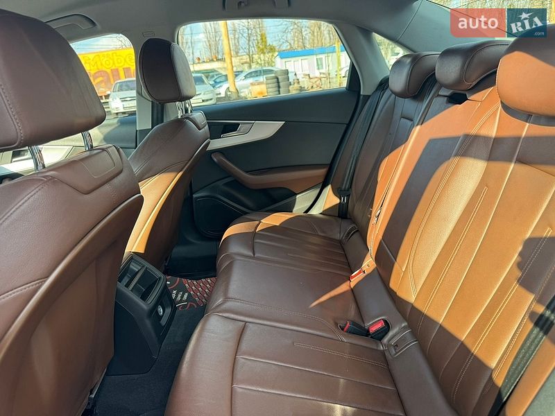 Седан Audi A4 2016 в Києві