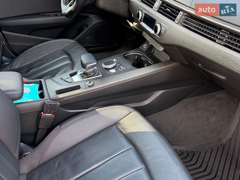 Седан Audi A4 2018 в Кривом Роге