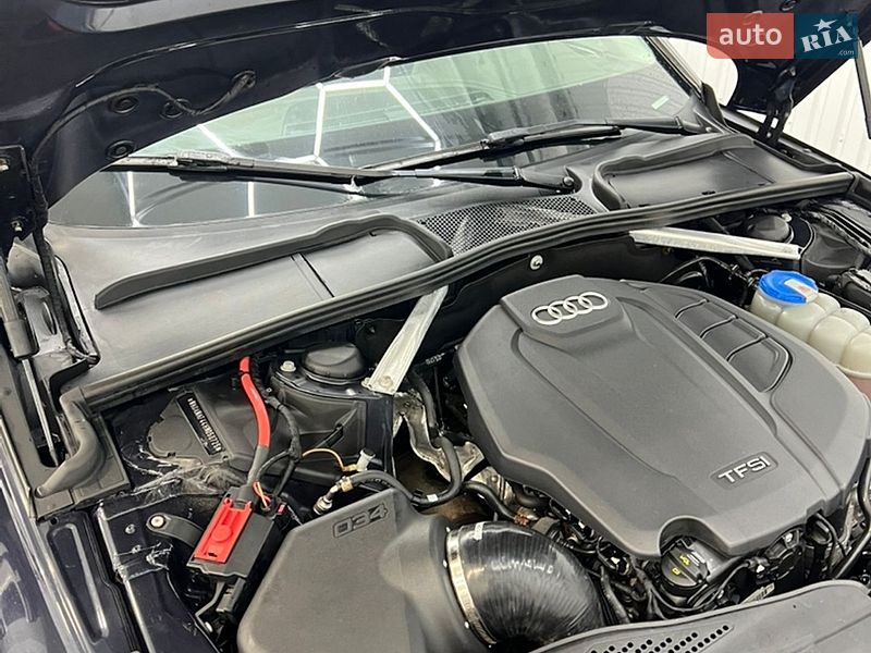 Седан Audi A4 2016 в Киеве