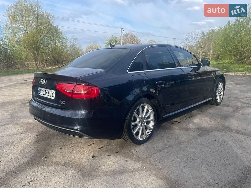 Седан Audi A4 2013 в Дрогобыче