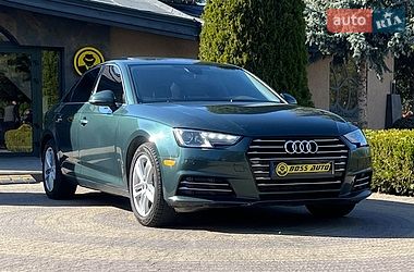 Седан Audi A4 2016 в Львове