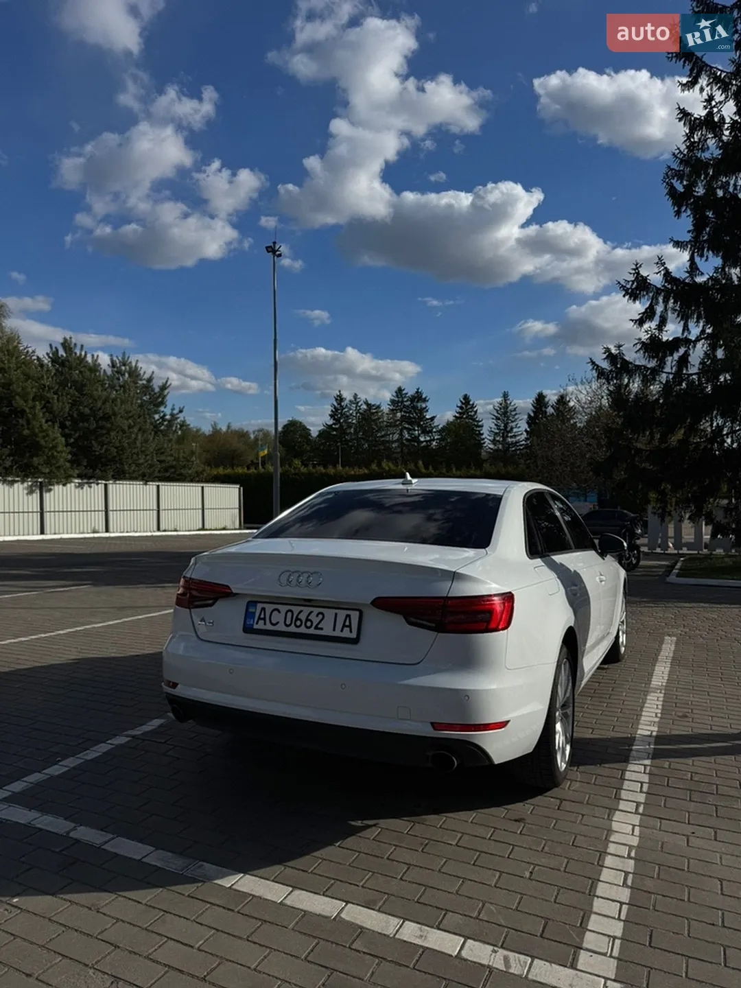 2016 Audi A4 - мініатюра 3