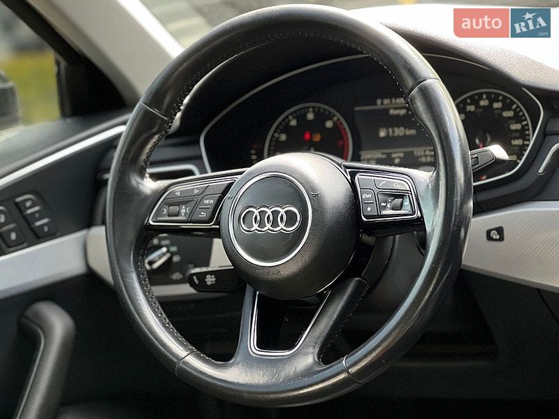 Седан Audi A4 2016 в Львове
