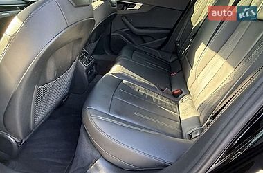 Седан Audi A4 2021 в Ивано-Франковске