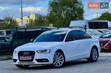 Седан Audi A4 2015 в Києві