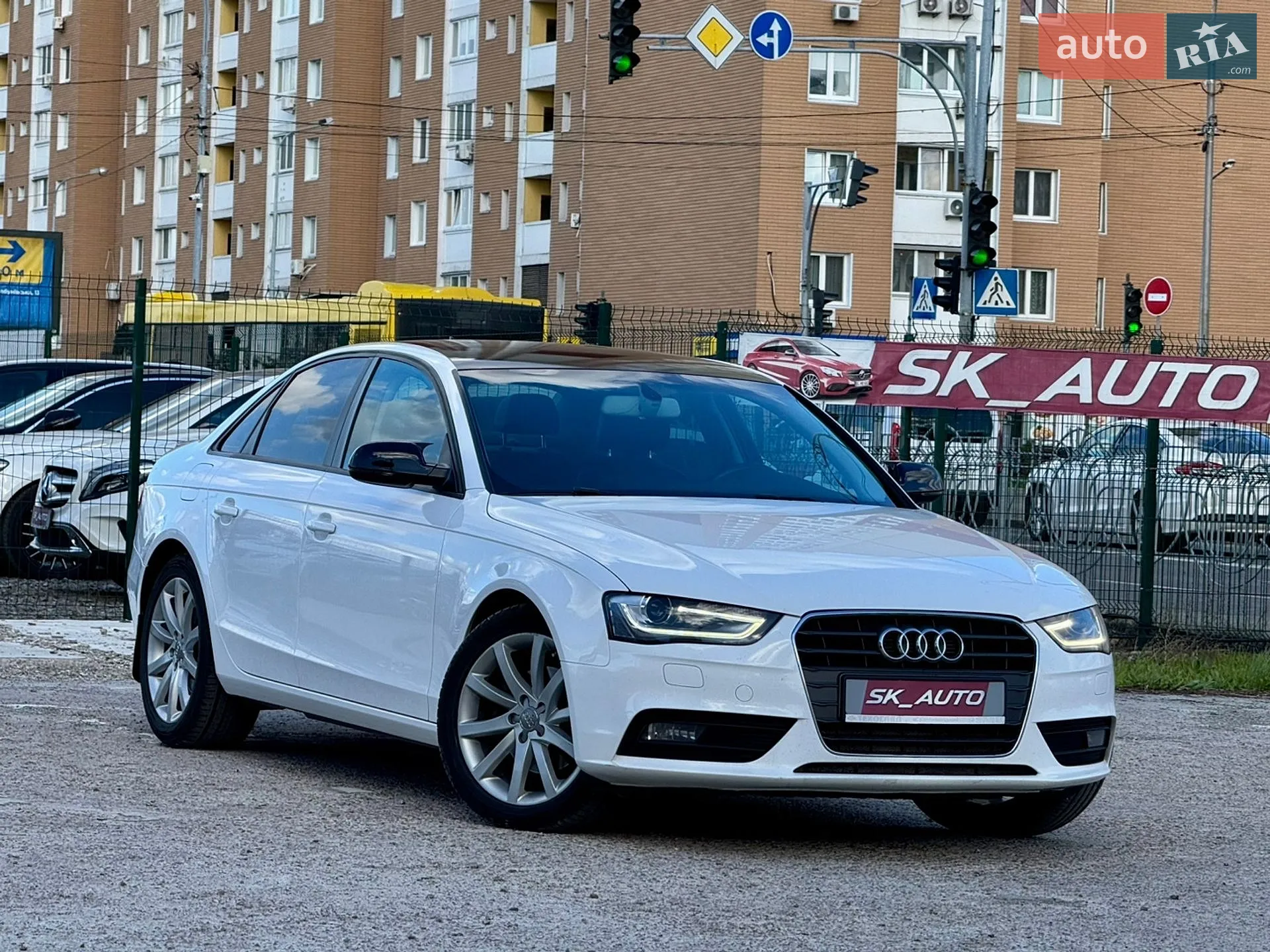 2015 Audi A4 - мініатюра 60