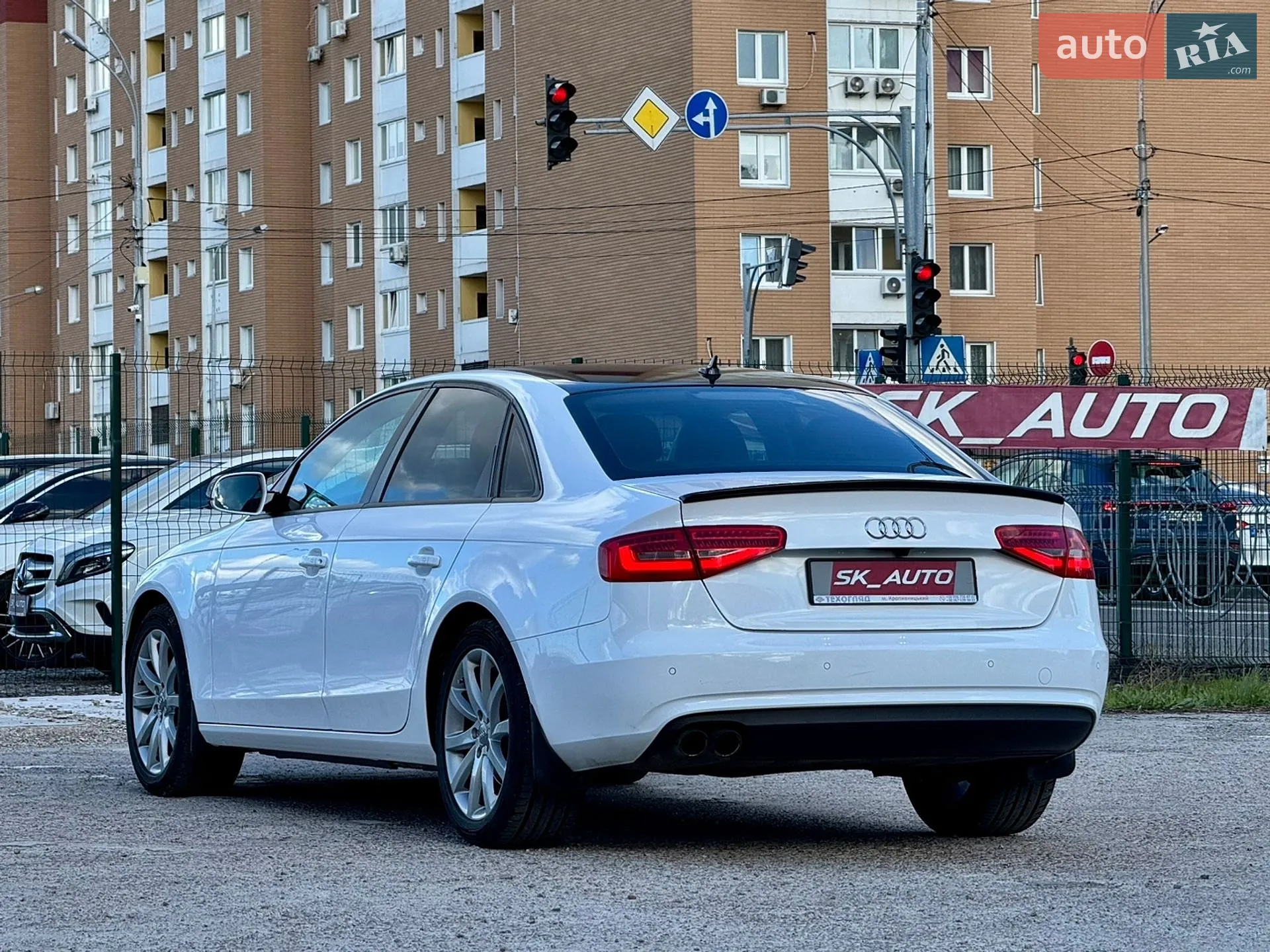 2015 Audi A4 - мініатюра 76