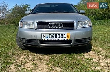 Седан Audi A4 2002 в Павлограді