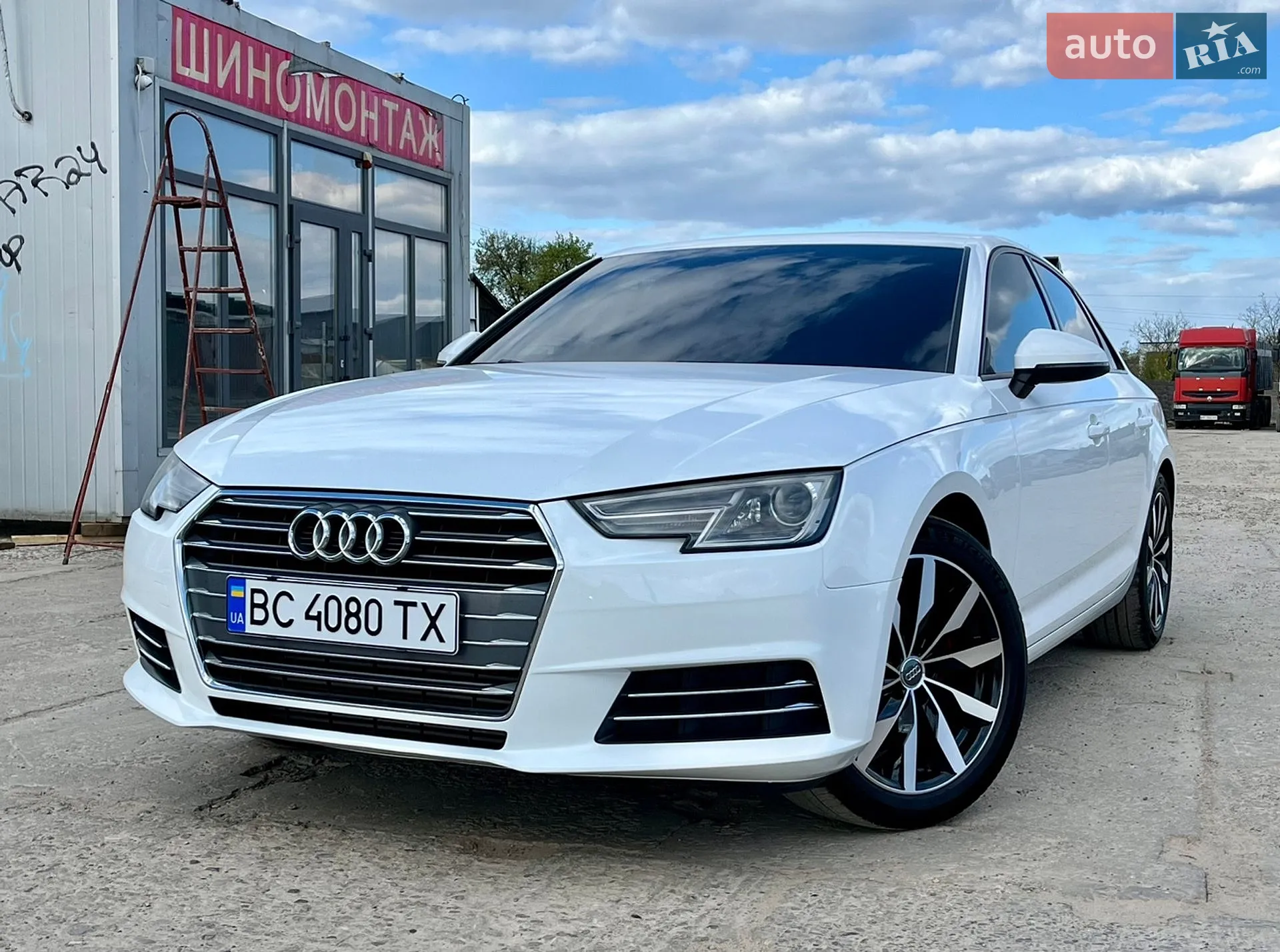 2017 Audi A4 - мініатюра 16