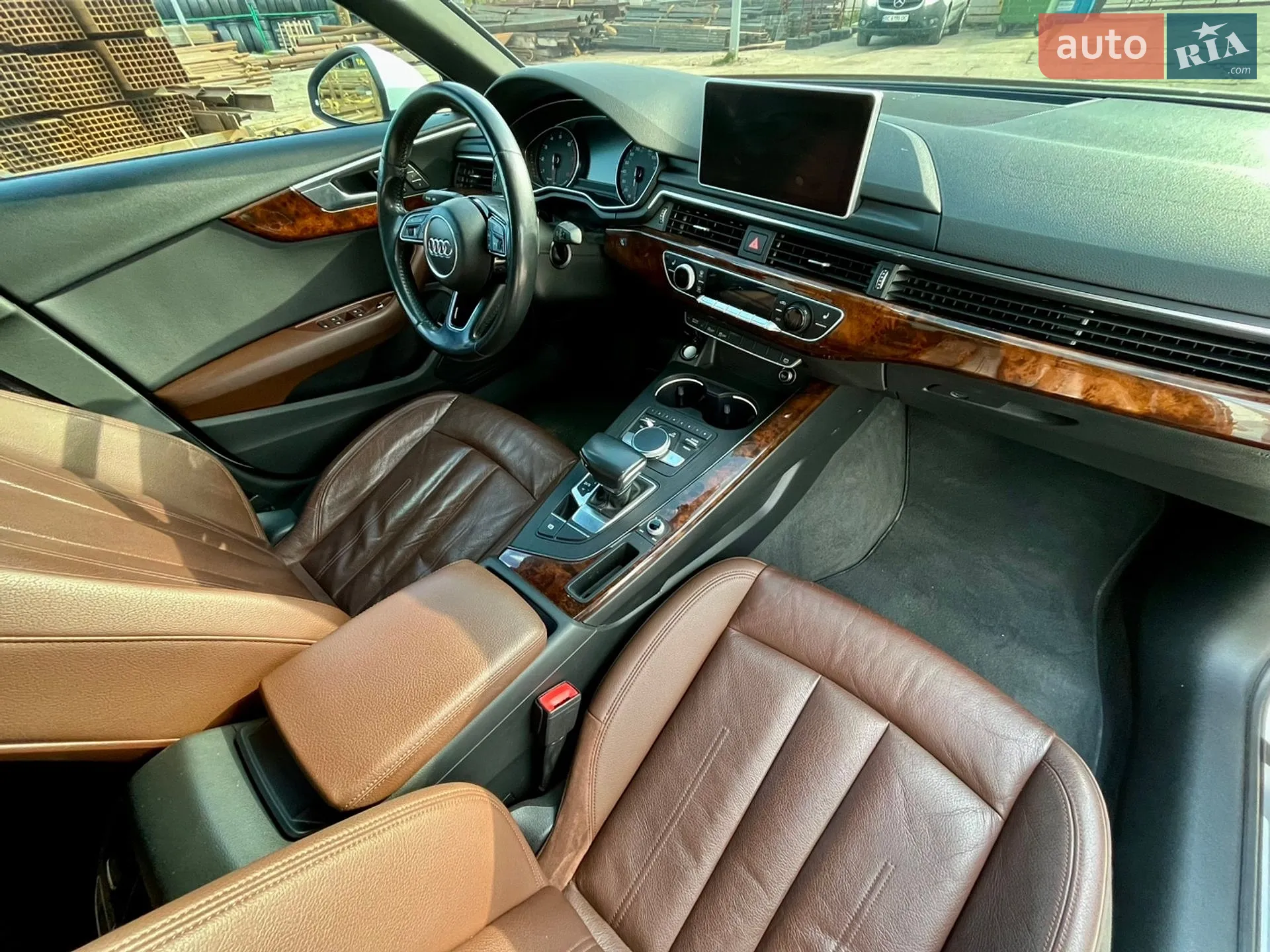 2017 Audi A4 - мініатюра 38