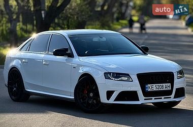 Седан Audi A4 2011 в Запоріжжі