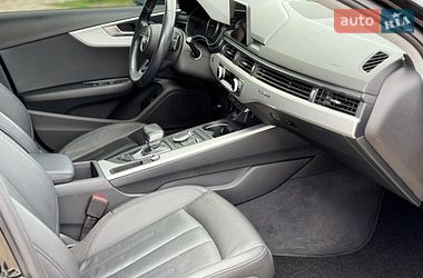 Седан Audi A4 2019 в Виннице
