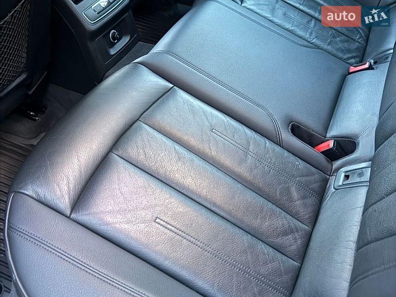 Седан Audi A4 2016 в Киеве