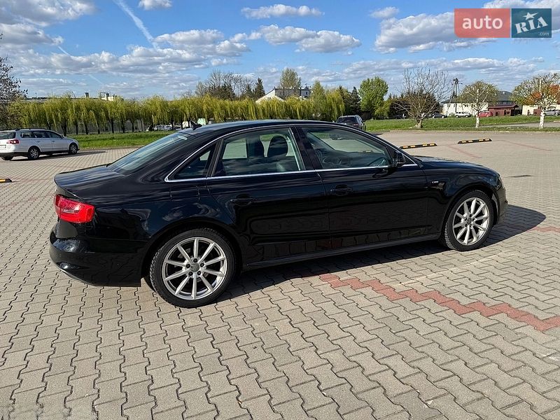 Седан Audi A4 2015 в Виннице