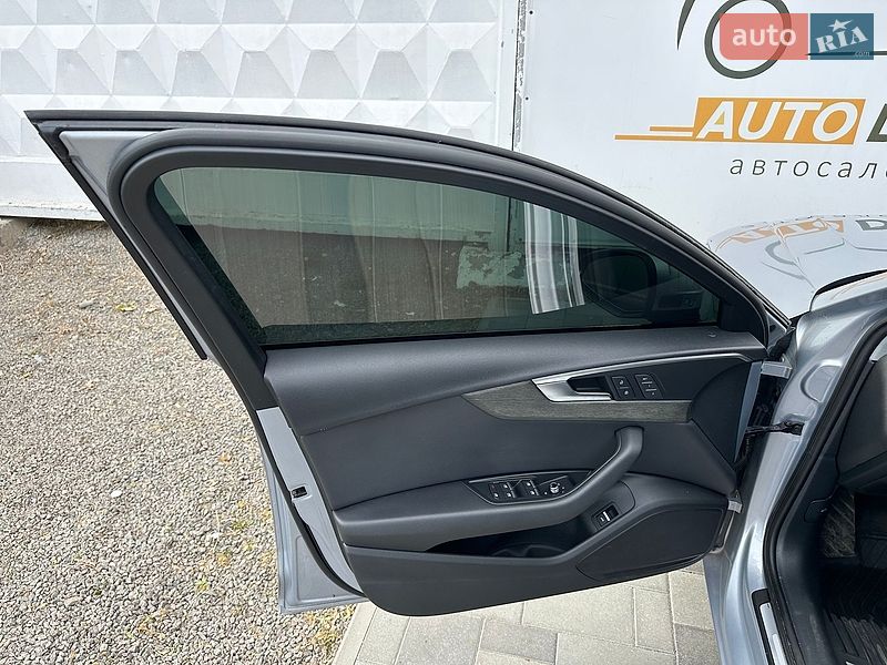 Седан Audi A4 2019 в Києві