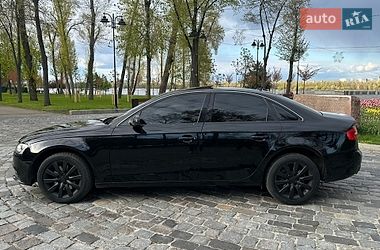 Седан Audi A4 2012 в Києві