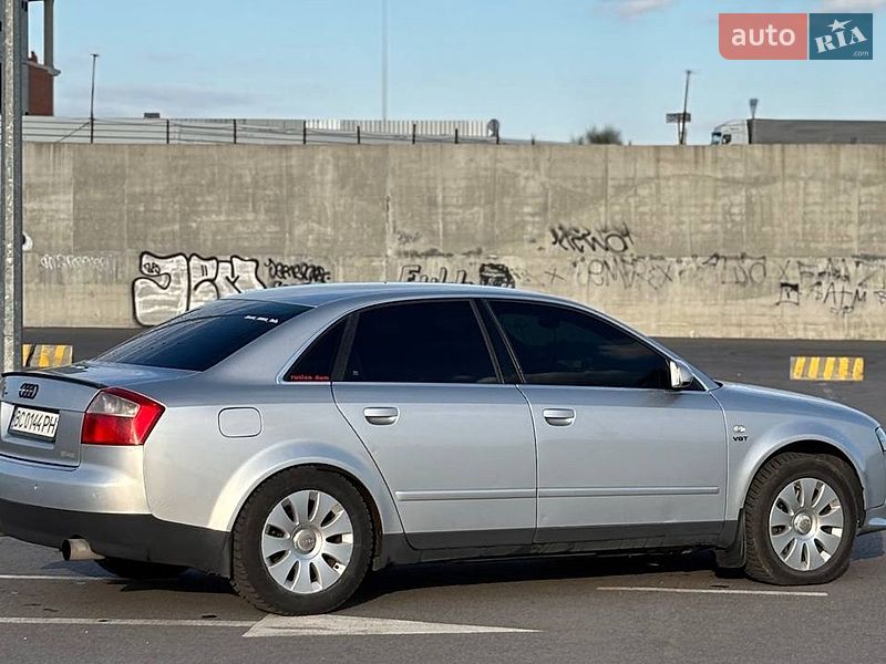 Седан Audi A4 2002 в Львове