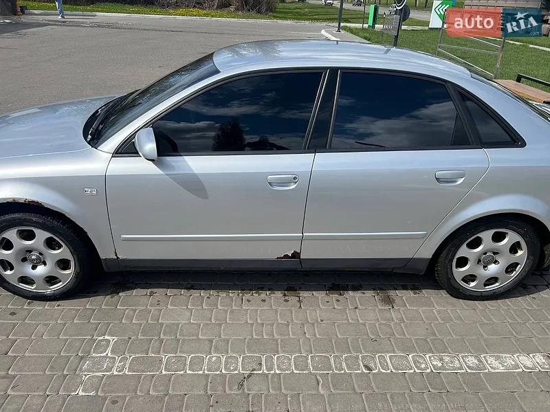 Audi A4 2001 VIN WAUZZZ8E92A139412 фото оголошення 4 з 51