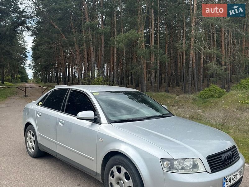 Седан Audi A4 2001 в Черкасах