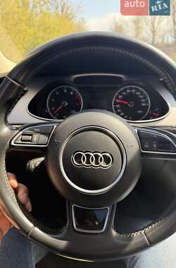 Седан Audi A4 2015 в Киеве