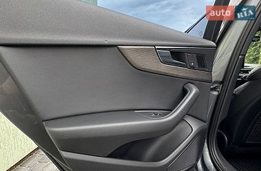 Седан Audi A4 2018 в Львове