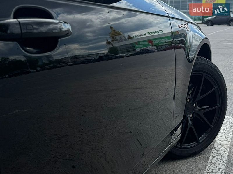 Седан Audi A4 2011 в Запоріжжі