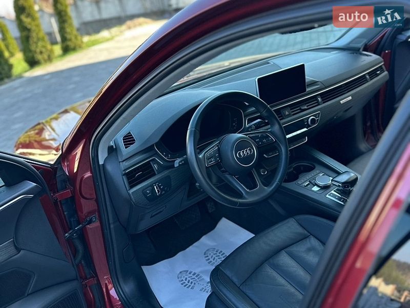 Седан Audi A4 2018 в Дрогобичі