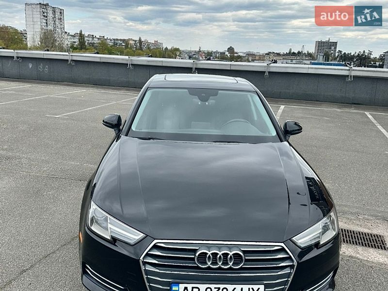 Седан Audi A4 2016 в Киеве
