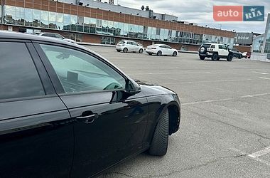 Седан Audi A4 2016 в Киеве