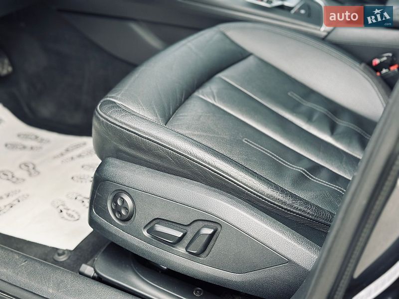 Седан Audi A4 2016 в Кременчуге