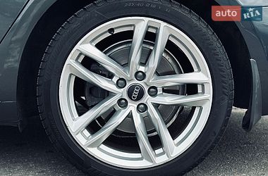 Седан Audi A4 2016 в Кременчуге
