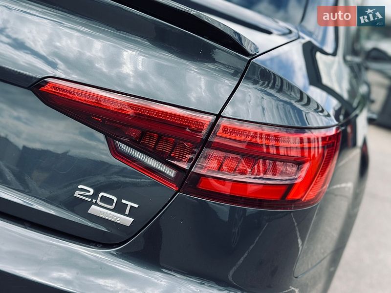 Седан Audi A4 2016 в Кременчуге