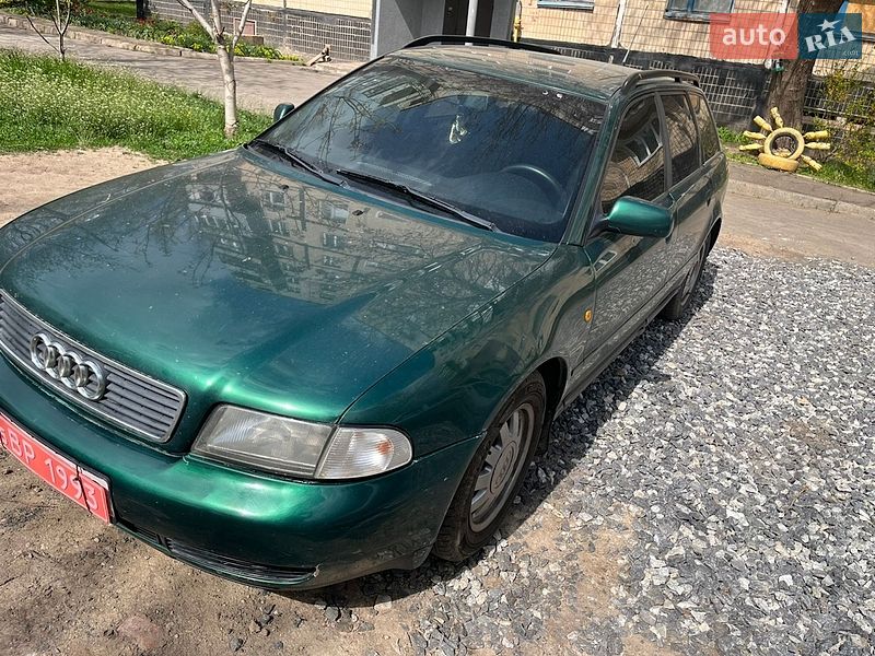 Универсал Audi A4 1998 в Кривом Роге