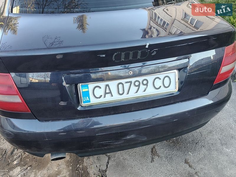 Седан Audi A4 2000 в Умани