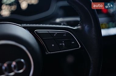 Седан Audi A4 2020 в Львові