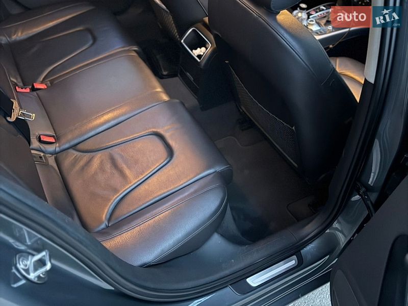 Седан Audi A4 2014 в Золотоноше