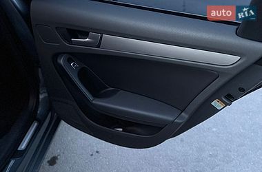 Седан Audi A4 2014 в Золотоноше