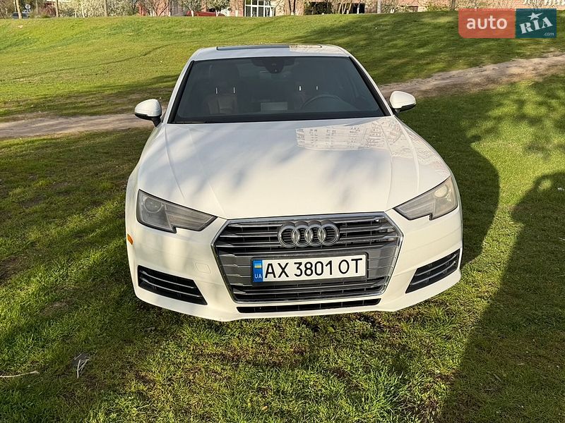 Седан Audi A4 2017 в Киеве